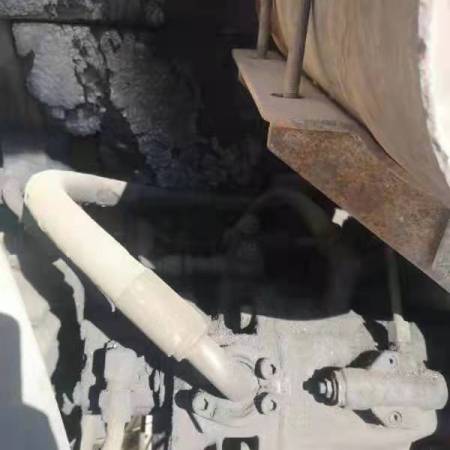 斗山DX80履带式挖掘机