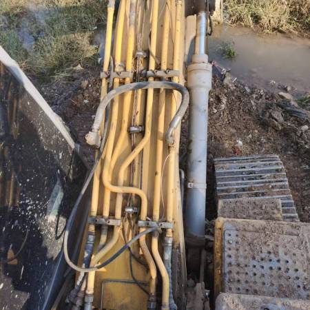 徐工XE150履带式挖掘机