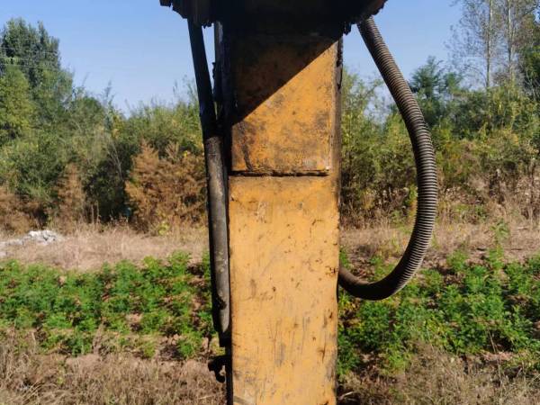 徐工XE150履帶式挖掘機(jī)