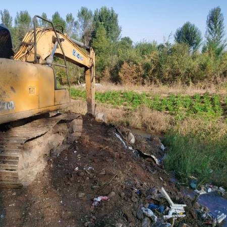 徐工XE150履带式挖掘机