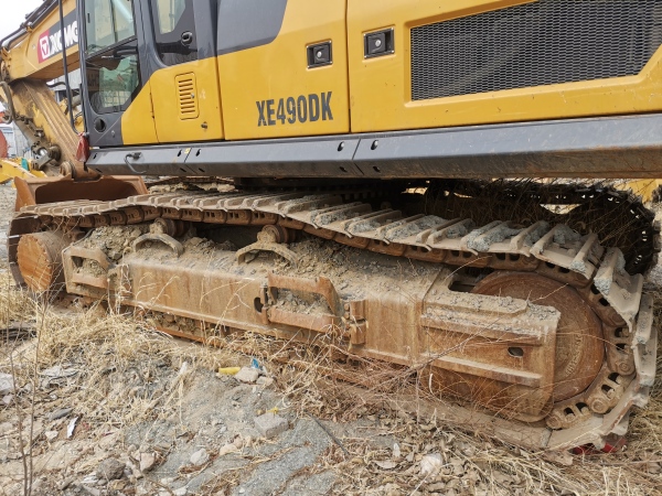 徐工XE490DK履帶式挖掘機(jī)