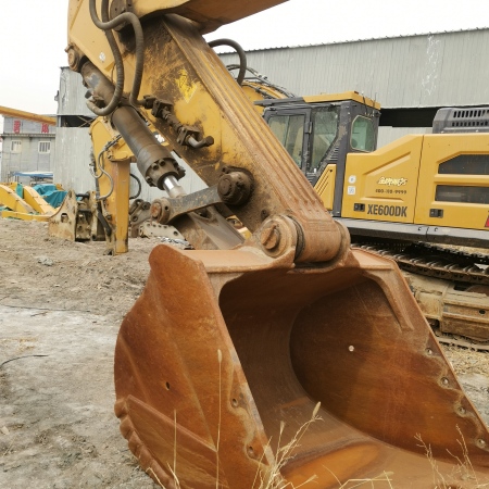 徐工XE490DK履带式挖掘机