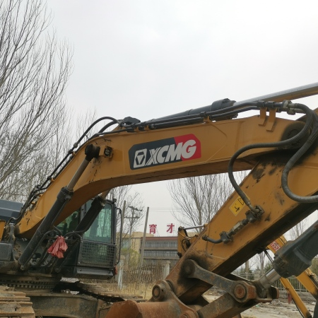 徐工XE490DK履带式挖掘机