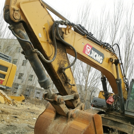 徐工XE490DK履带式挖掘机