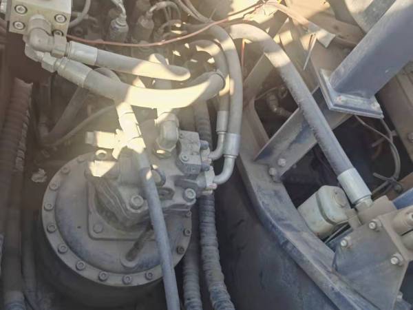 徐工XE550DK履帶式挖掘機(jī)