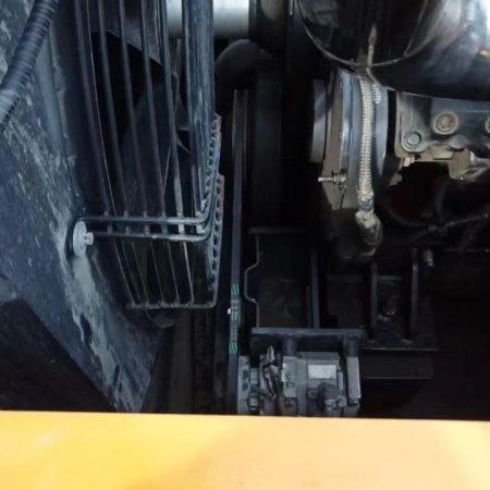 徐工XE400DK履带式挖掘机