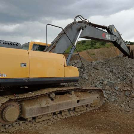 徐工XE360履带式挖掘机