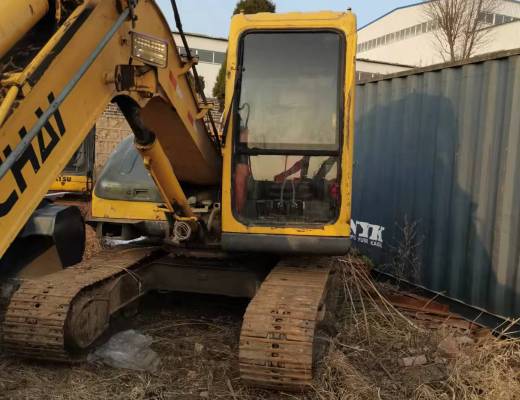 玉柴YC85履带式挖掘机