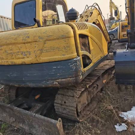 玉柴YC85履带式挖掘机