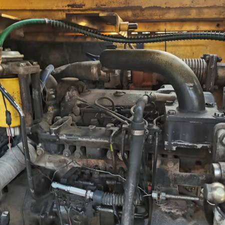 玉柴YC85履带式挖掘机