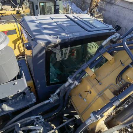 徐工XE490DK履带式挖掘机