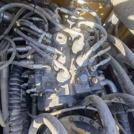 徐工XE490DK履带式挖掘机