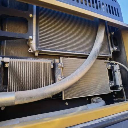 徐工XE490DK履带式挖掘机