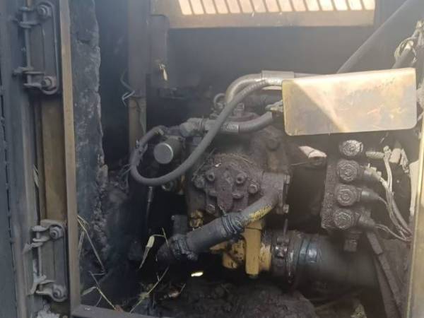 小松PC100履帶式挖掘機