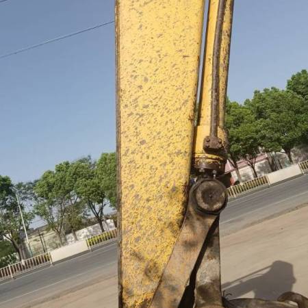 小松PC100履带式挖掘机