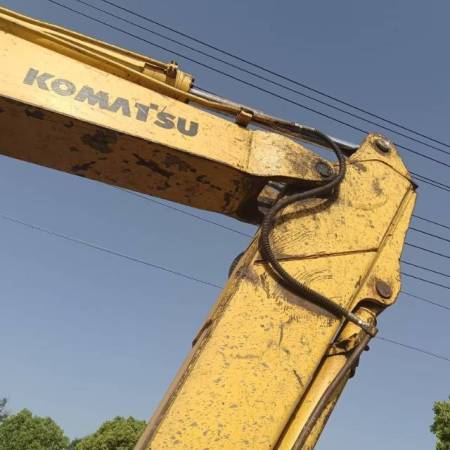 小松PC100履带式挖掘机