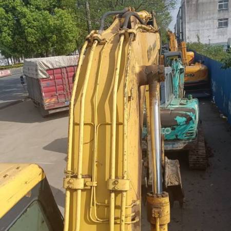 小松PC100履带式挖掘机