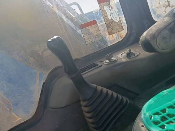 小松PC100履帶式挖掘機