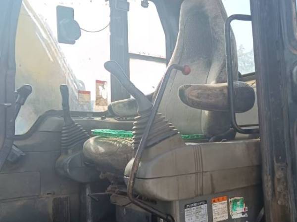 小松PC100履帶式挖掘機