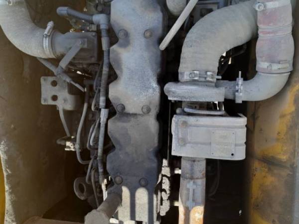 現(xiàn)代R225-7履帶式挖掘機