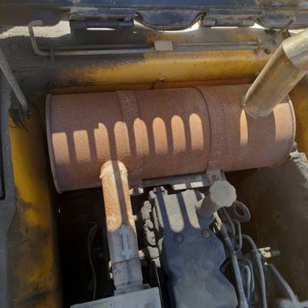 现代R225-7履带式挖掘机