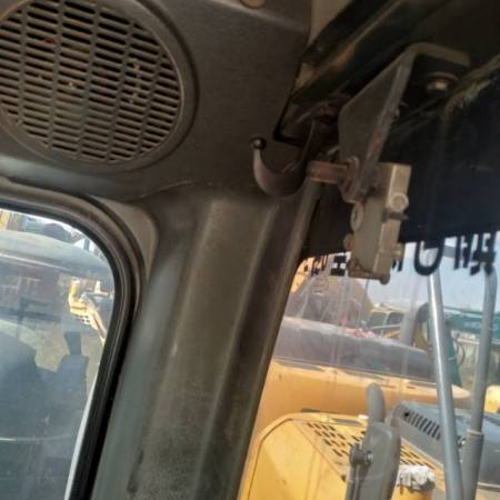 现代R225-7履带式挖掘机