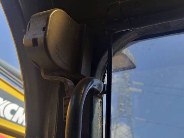 現(xiàn)代R225-7履帶式挖掘機