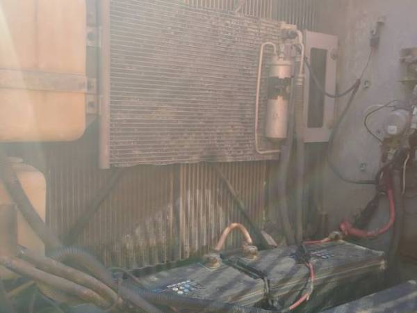 日立ZX200LC履帶式挖掘機