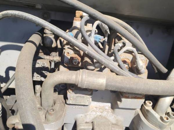 日立ZX200LC履帶式挖掘機