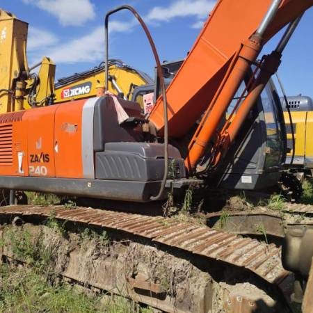 日立ZX200LC履带式挖掘机