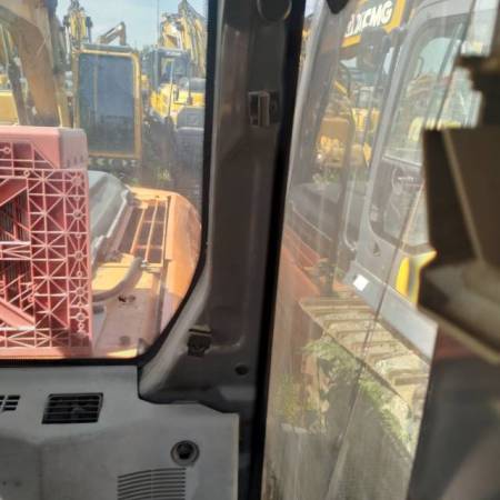 日立ZX200LC履带式挖掘机