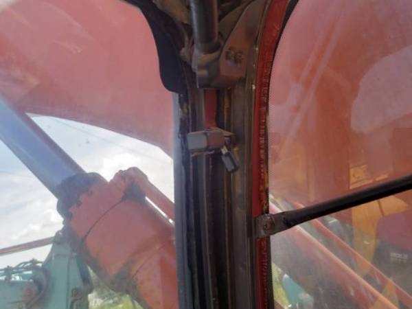 日立ZX200LC履帶式挖掘機