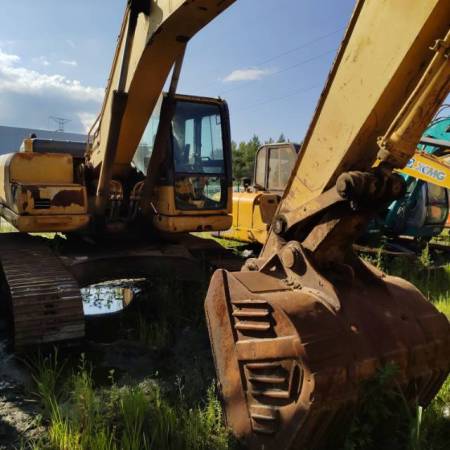 小松PC210LC-8履带式挖掘机