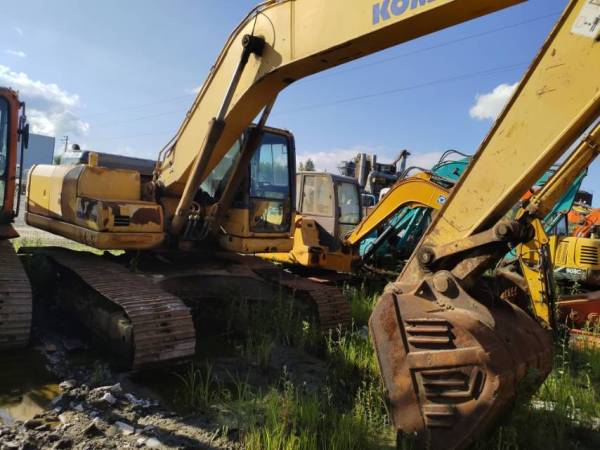 小松PC210LC-8履帶式挖掘機(jī)