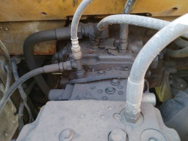 小松PC210LC-8履帶式挖掘機(jī)