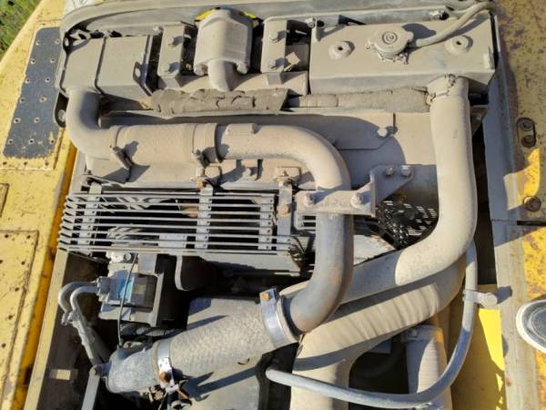 小松PC210LC-8履帶式挖掘機(jī)