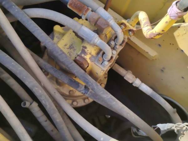 小松PC210LC-8履帶式挖掘機(jī)