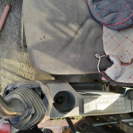 小松PC210LC-8履带式挖掘机