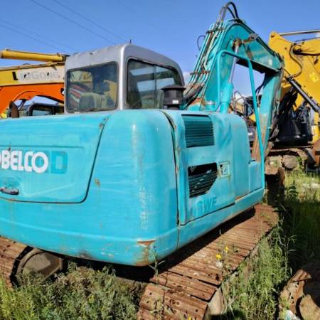 山河智能SWE90履带式挖掘机