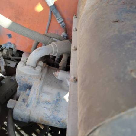 斗山DH70履带式挖掘机