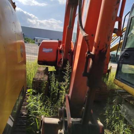 斗山DH70履带式挖掘机