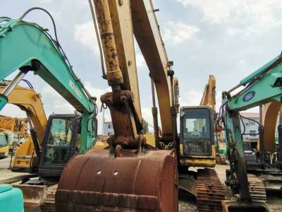 小松PC220-8履帶式挖掘機(jī)