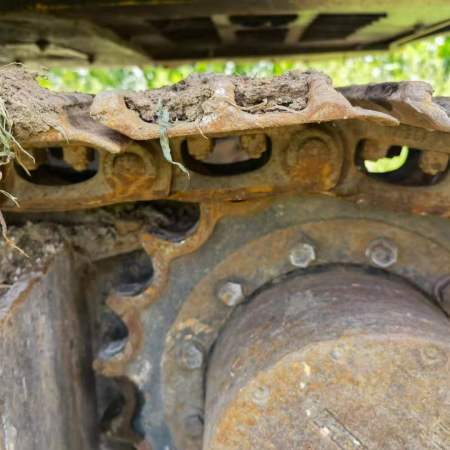 雷沃重工FR65履带式挖掘机