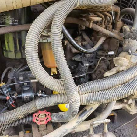 雷沃重工FR65履带式挖掘机