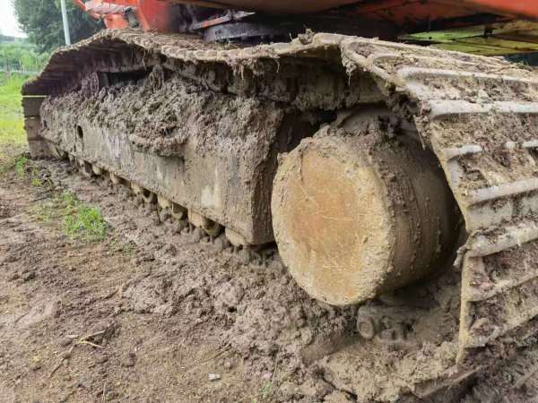 斗山DH225-9履帶式挖掘機(jī)