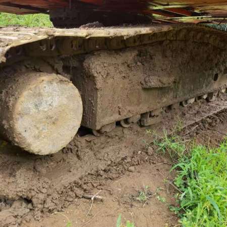 斗山DH225-9履带式挖掘机