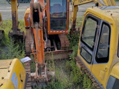 斗山DH70履帶式挖掘機