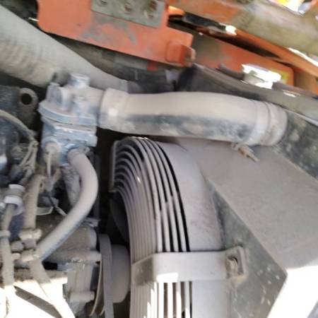 斗山DH70履带式挖掘机