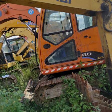 斗山DH70履带式挖掘机