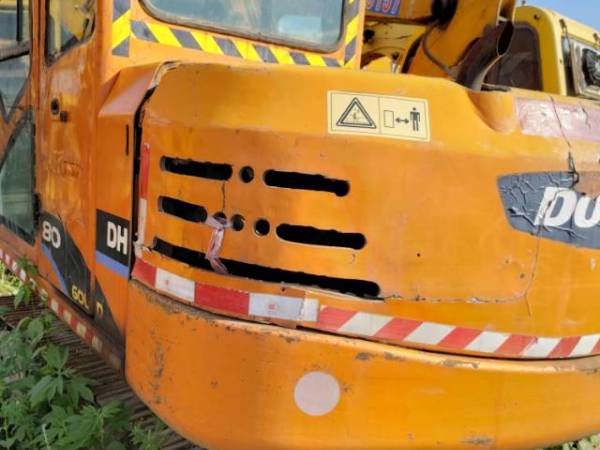 斗山DH70履帶式挖掘機(jī)